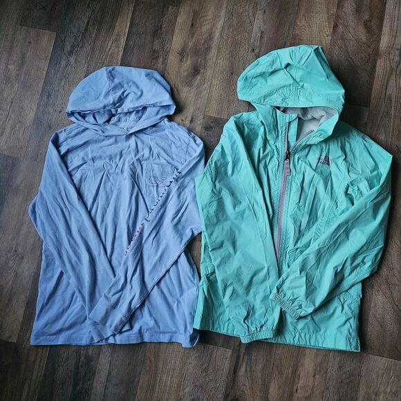 Youth M lightweight Vineyard Vines hoodie & North Face windbreaker Jacketlot